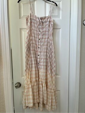 Button-Front Plaid Maxi Dress in Cream & Peach